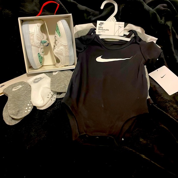 Nike Other - BABY Nike bundle